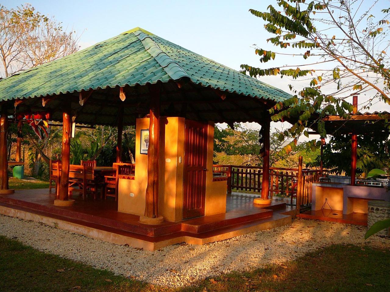 Fidelito Ranch & Tambor (Puntarenas)